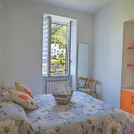 Carina House Corniglia